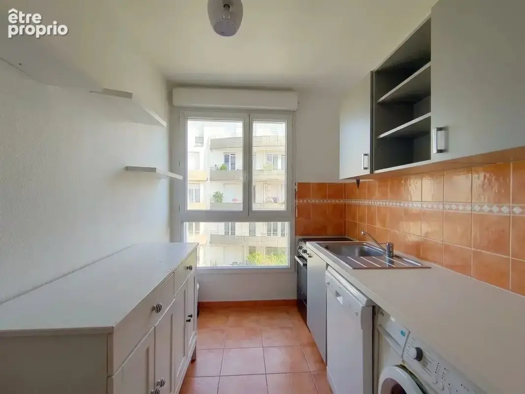 Appartement 3 pieces avec ascenseur, terrasse et parking - photo 6