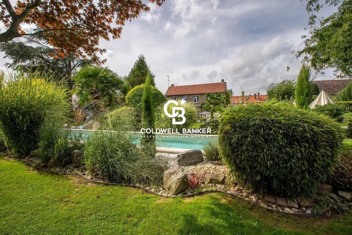 Maison à FEUCHEROLLES