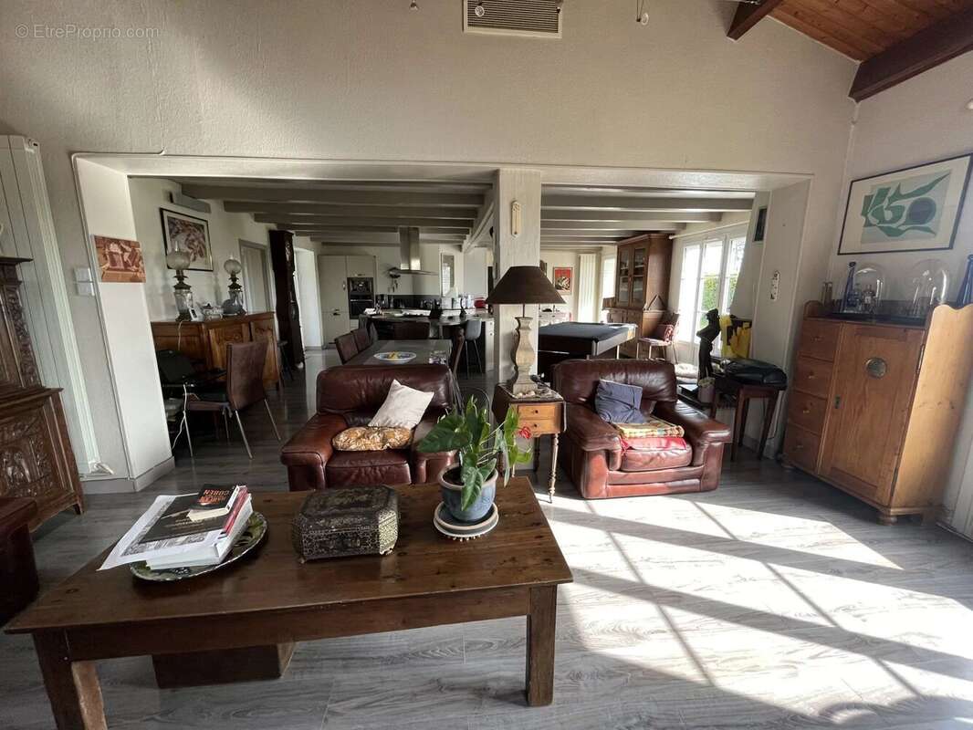 Maison à NUAILLE-D&#039;AUNIS