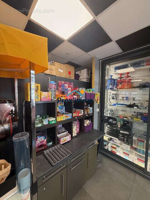 Commerce à SAINT-JOSEPH