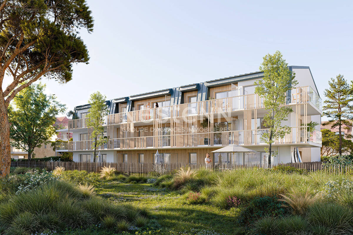 Appartement à CAMIERS