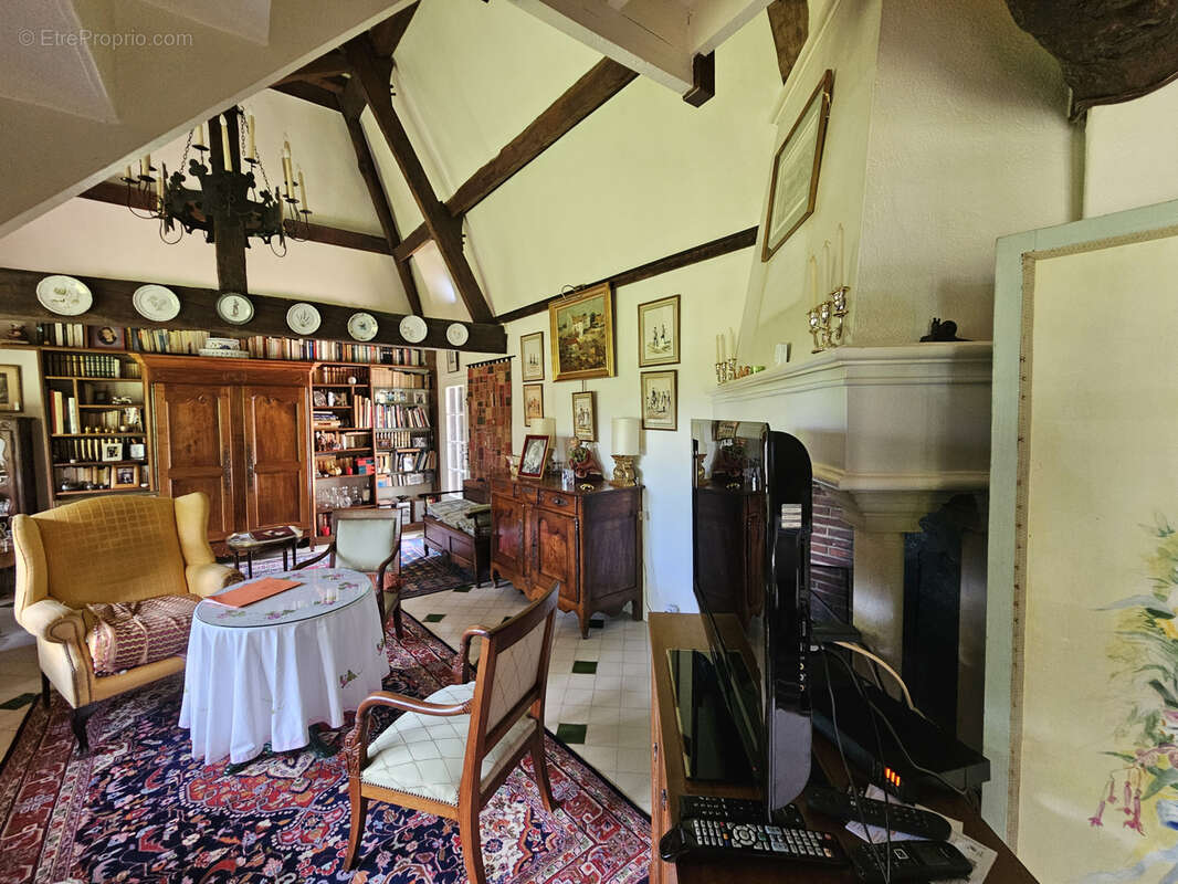 Maison à BERNAY