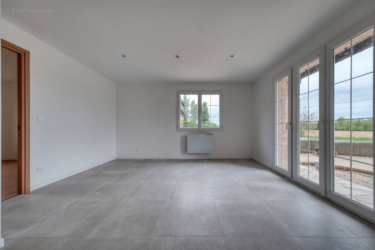 Appartement à LIMOURS