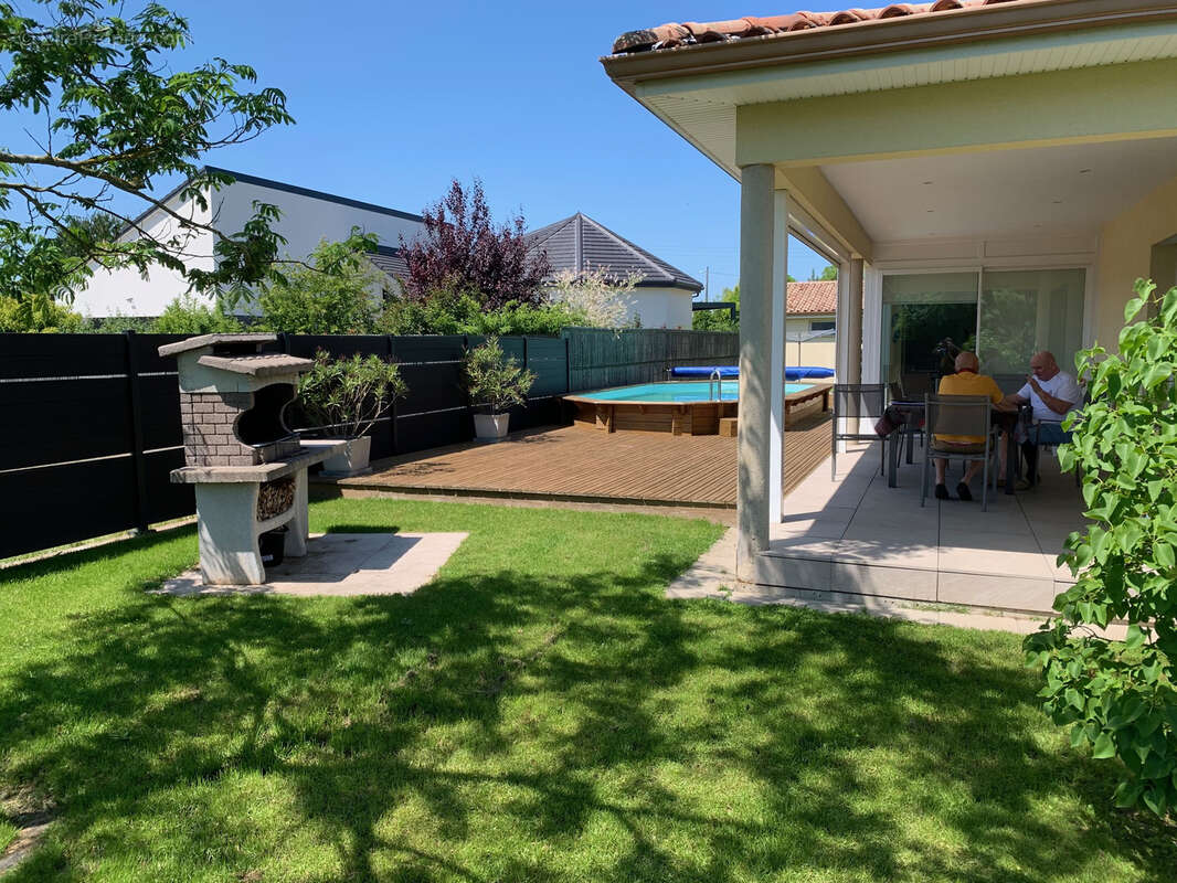 Maison à XERMAMENIL