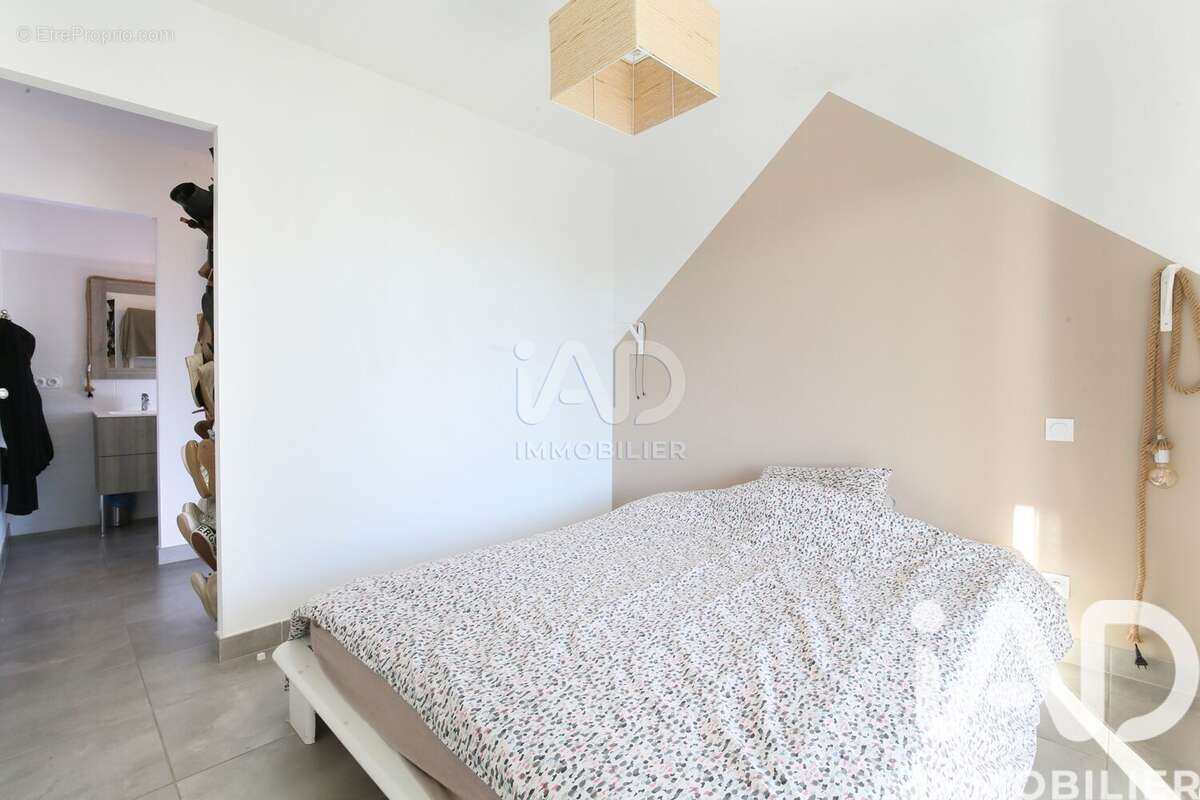 Photo 9 - Maison à DREMIL-LAFAGE