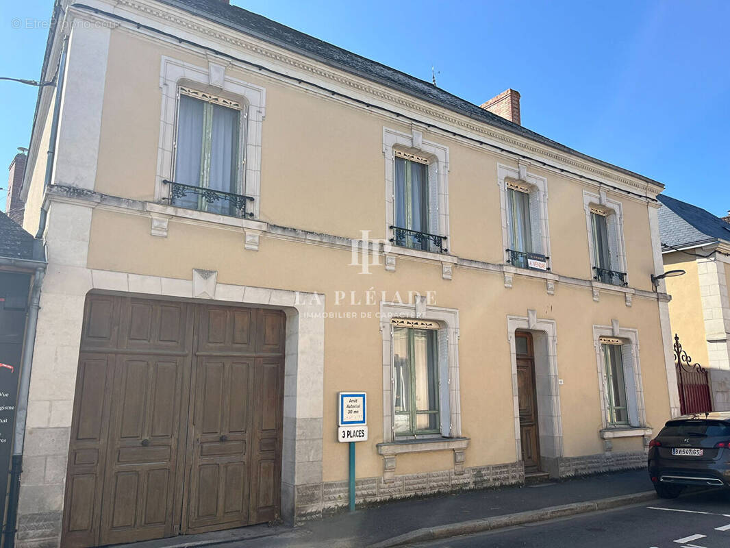 Maison à LAIGNE-EN-BELIN