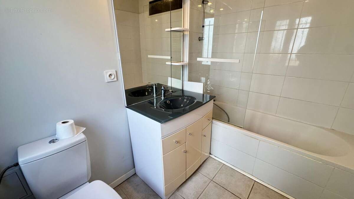 Appartement À Vendre LA ROCHELLE - photo 5