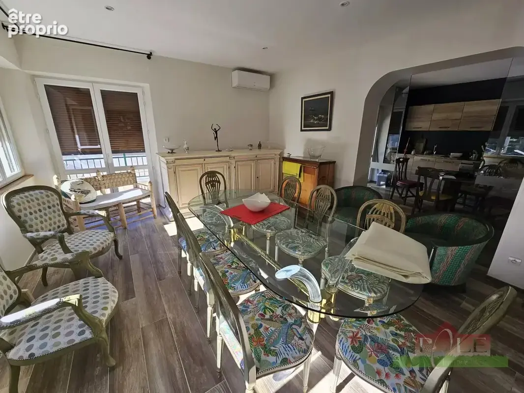 VIENNE, Appartement T4 de 116m² avec terrasse de 15 m² et  2 pkgs. et - photo 4