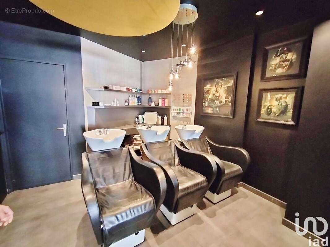 Photo 2 - Commerce à LE MANS