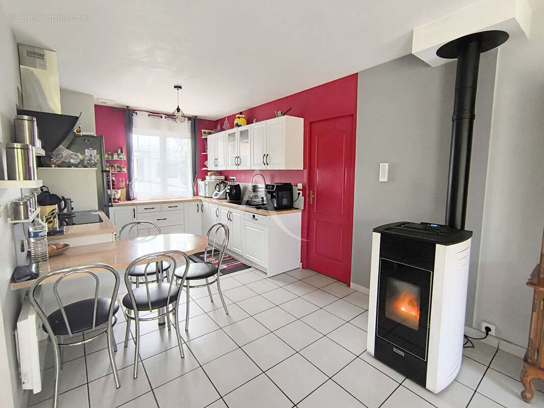 Maison à CHAMBELLAY