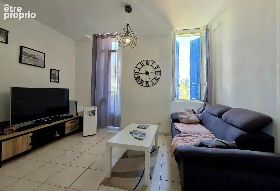 Appartement t2 rénové à vendre sur la place martel esprit à la seyne - photo 4