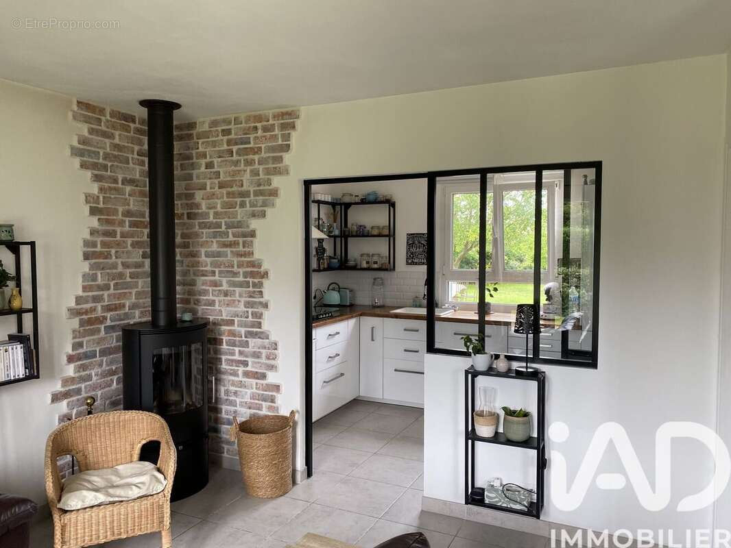 Photo 4 - Maison à ETREPAGNY