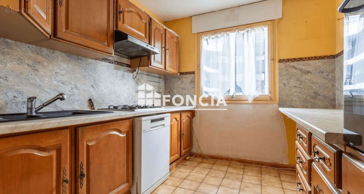 Appartement à GRIGNY