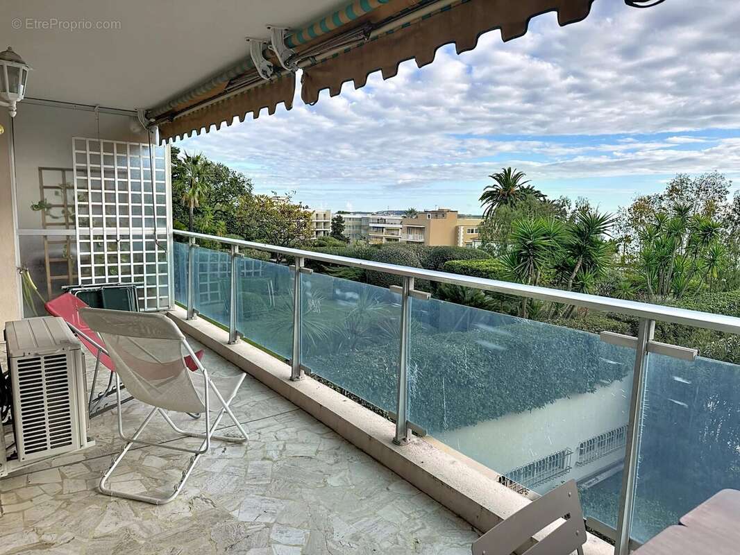 Appartement à CANNES