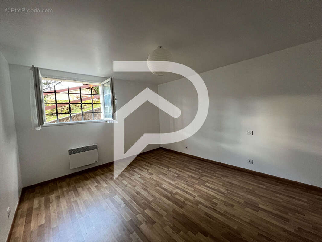 Maison à LEVIS-SAINT-NOM