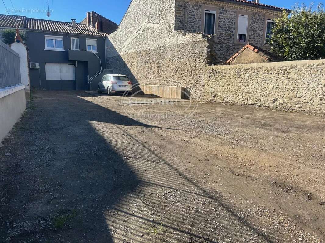 Maison à LEZIGNAN-CORBIERES