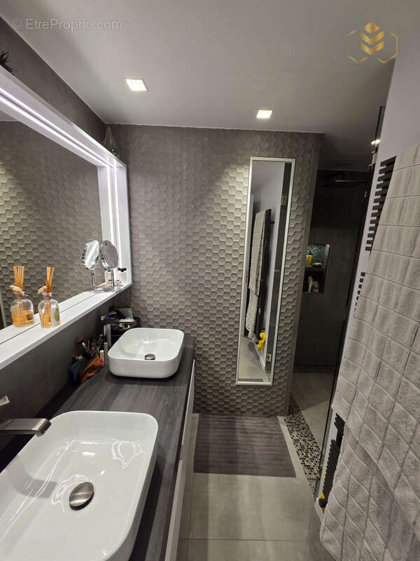 Appartement à BEAUSOLEIL