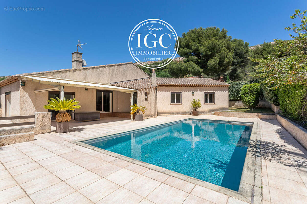 Maison type 5 - 150 m² / 954 m² terrain  piscine- vitrolles 13127 - photo 2