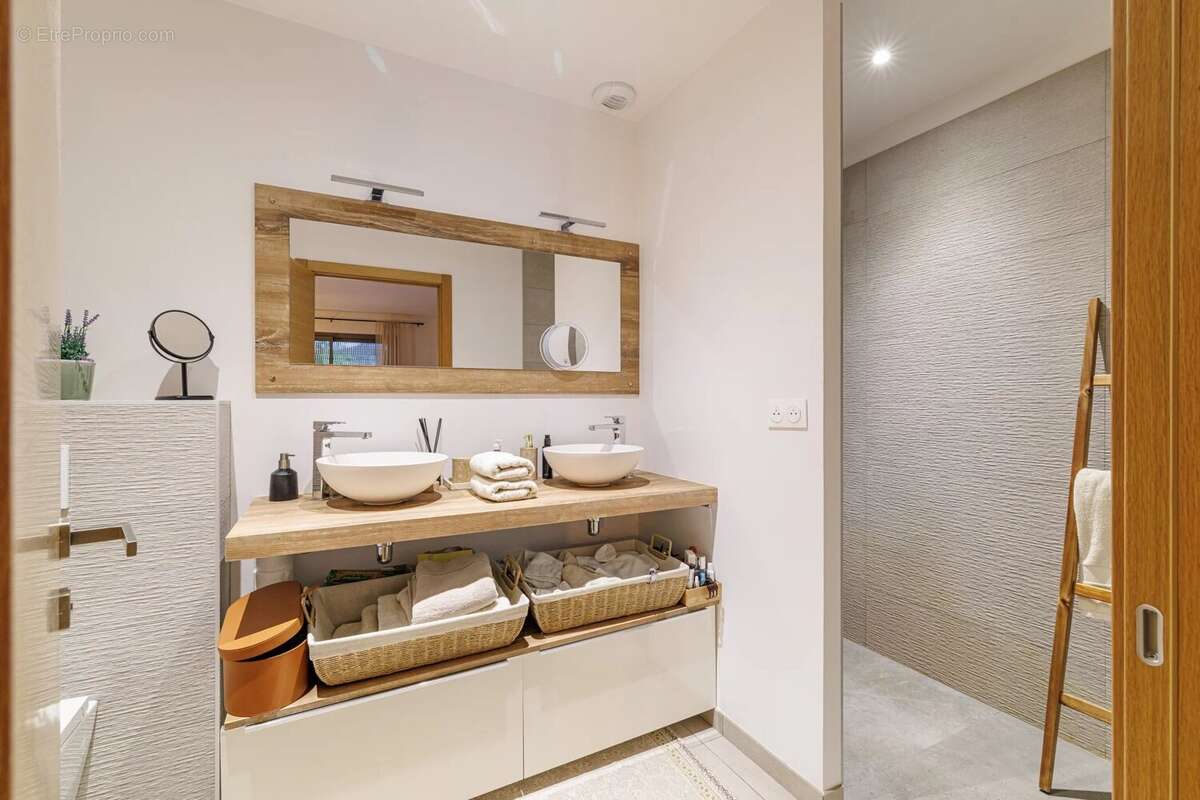 Maison à THEOULE-SUR-MER