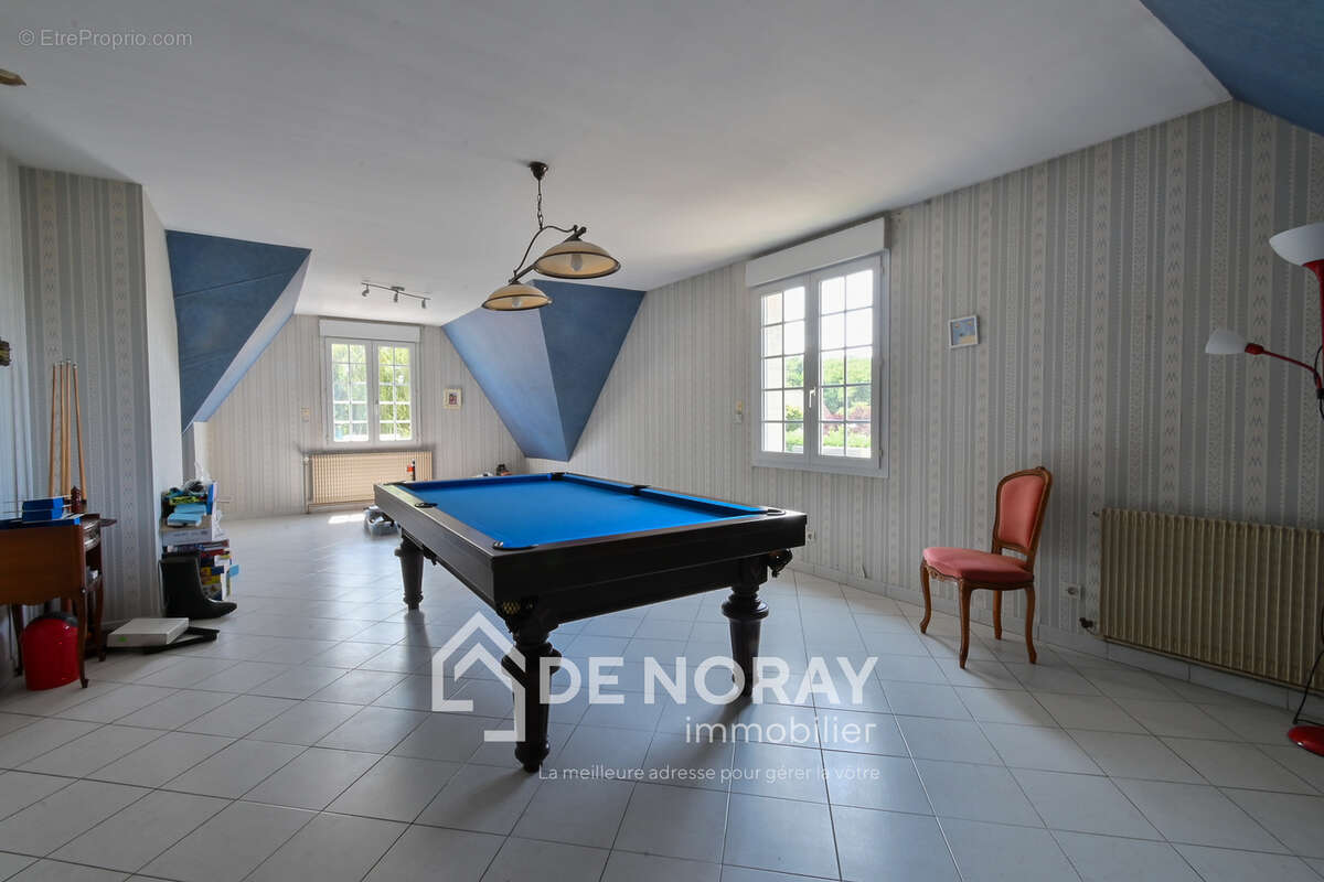 Maison à vendre 240m2 5 chambres piscine, terrain 5000m2 - photo 8