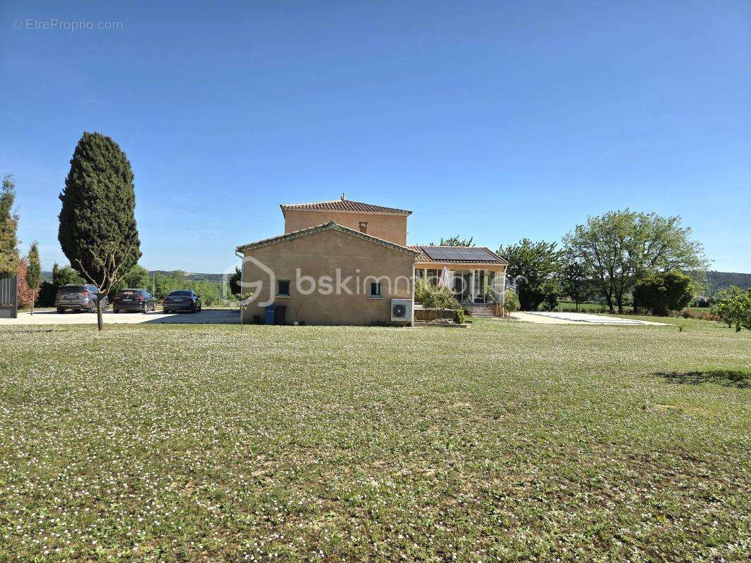 Maison à LEDIGNAN