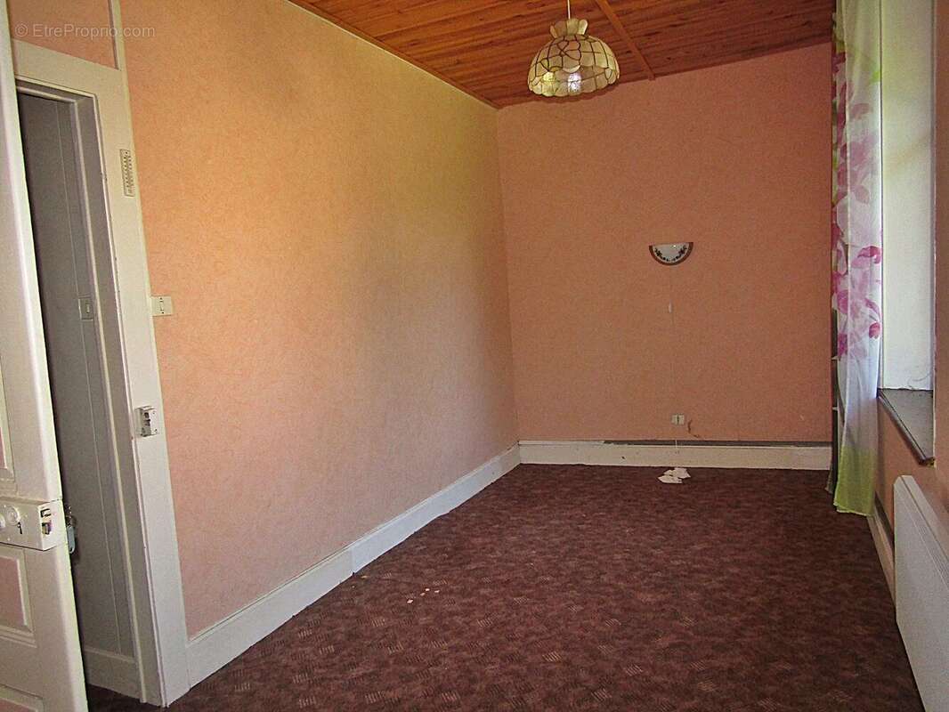 Appartement à CELLES-SUR-PLAINE