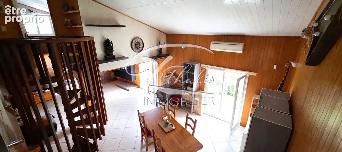 Maison 6 pièces 260 m² à vendre à La Lande-De-Fronsac (33240) - photo 2
