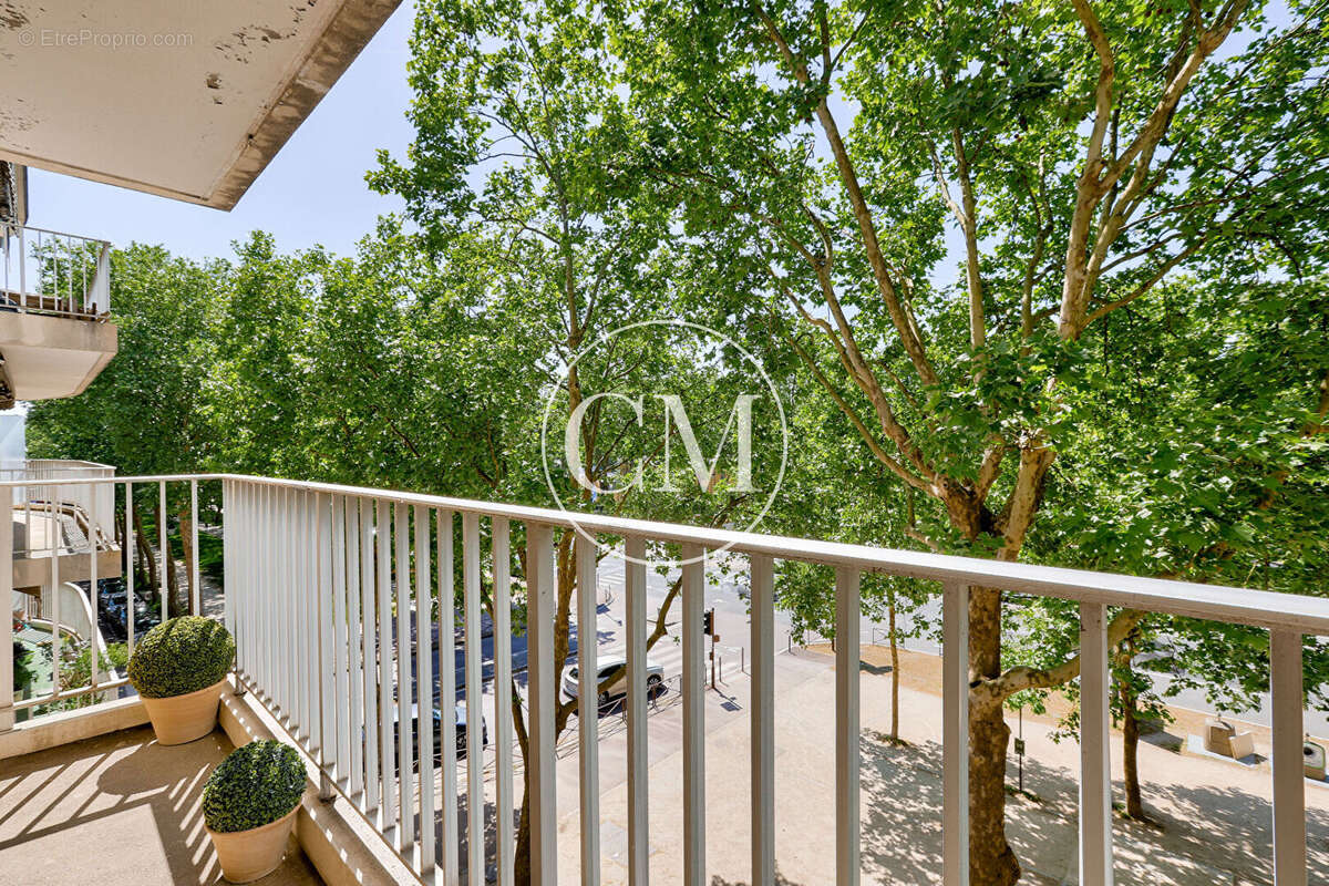 Appartement à VERSAILLES