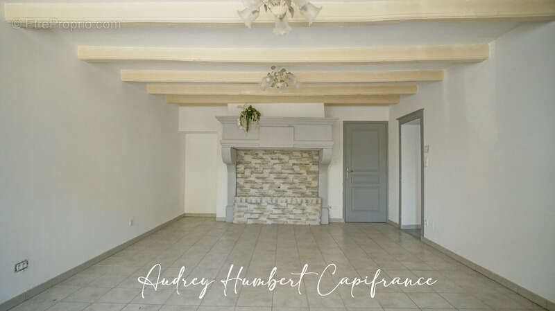 Maison à VIGNEULLES-LES-HATTONCHATEL