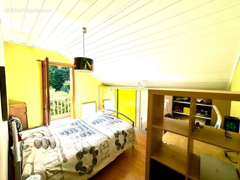 Maison à SAINTE-HELENE-SUR-ISERE