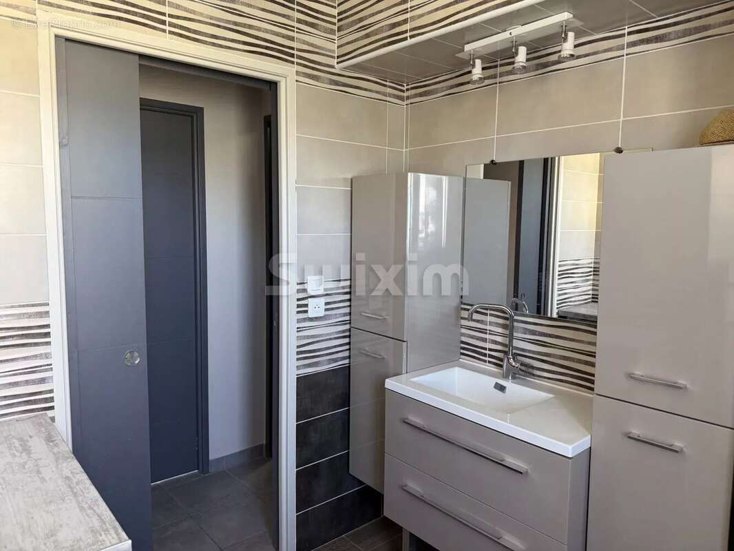 Maison à SAINT-PAUL-TROIS-CHATEAUX