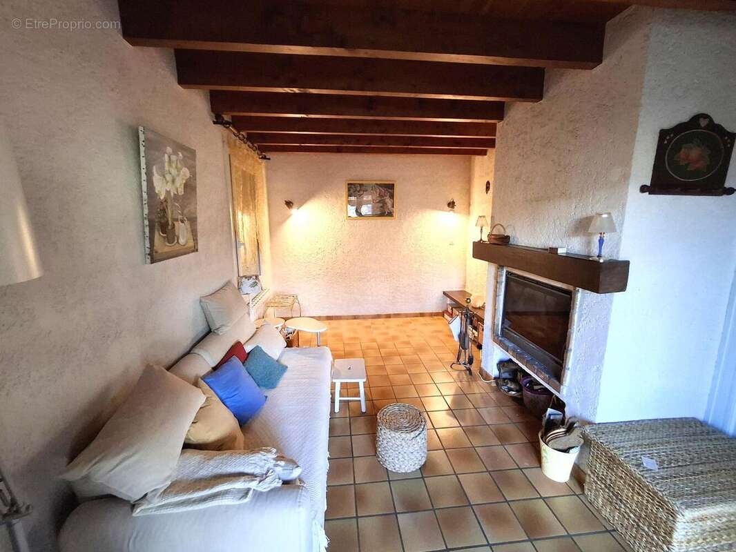 Maison 75 m² à Saint-Beat  - photo 6