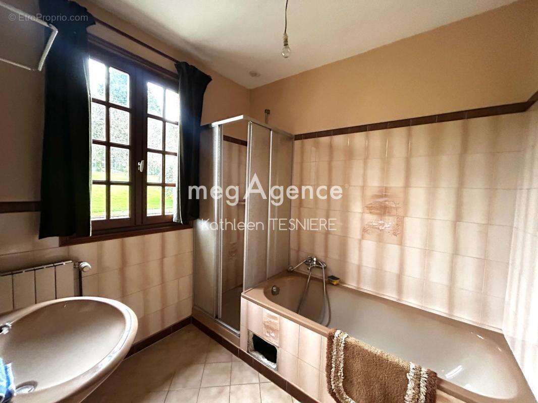 Maison à VILLEDIEU-LES-POELES