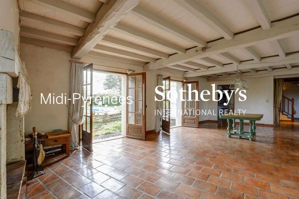 Maison à CESTAYROLS