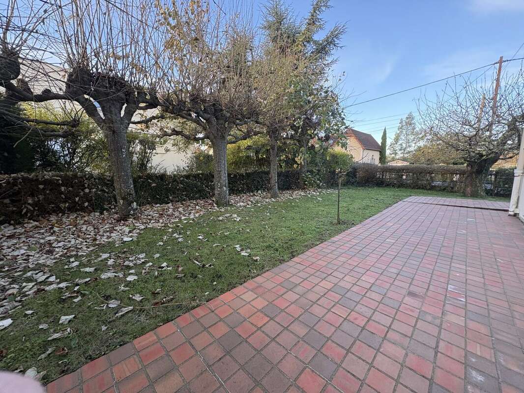 Maison à MONTREUIL-BELLAY