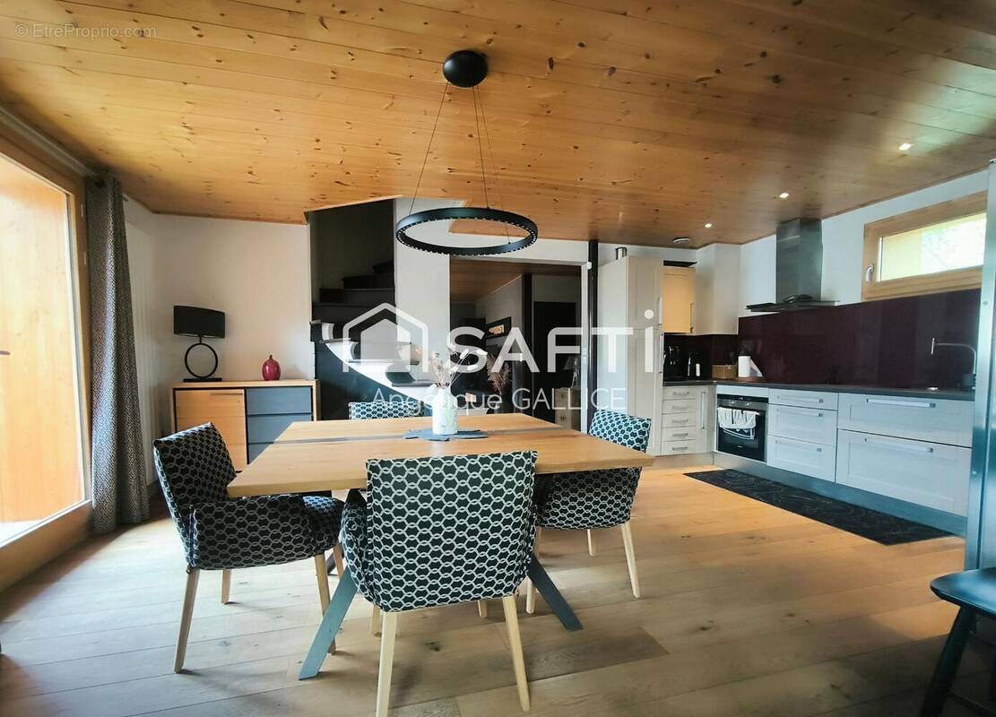 Photo 1 - Maison à LA SALLE-LES-ALPES