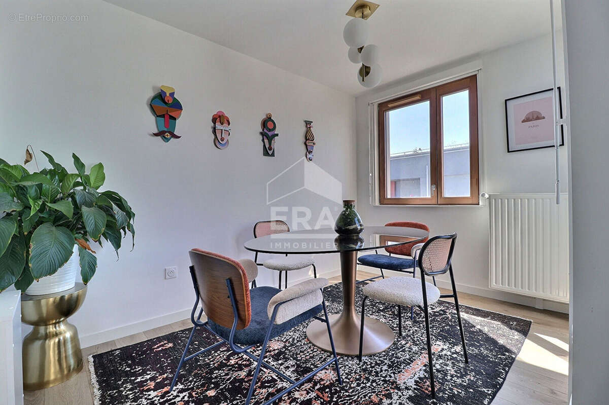 Appartement à SAINT-DENIS