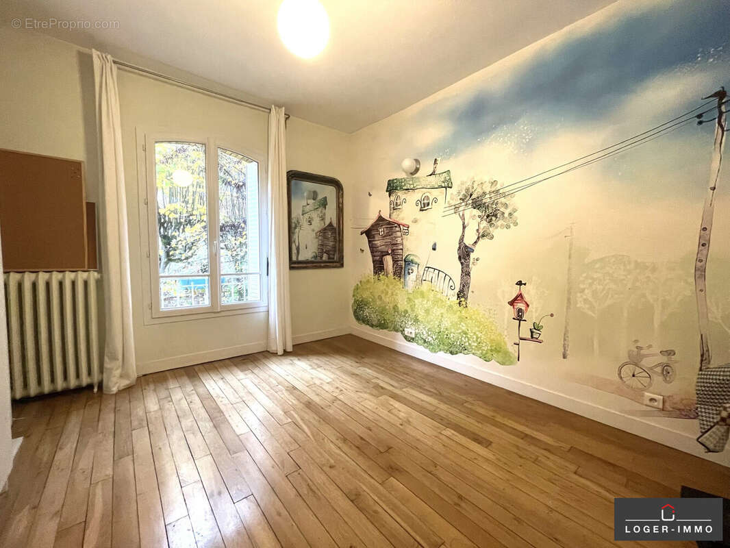 Maison à LE PERREUX-SUR-MARNE