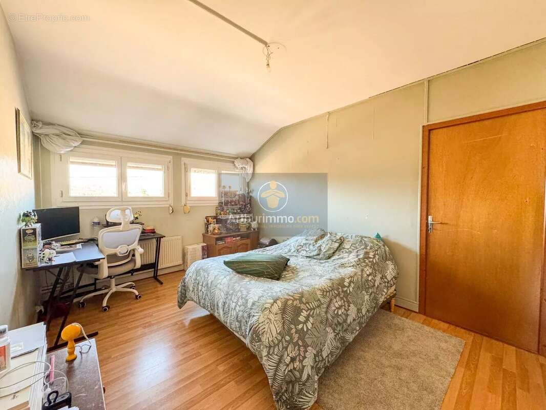 Appartement à ORVILLE