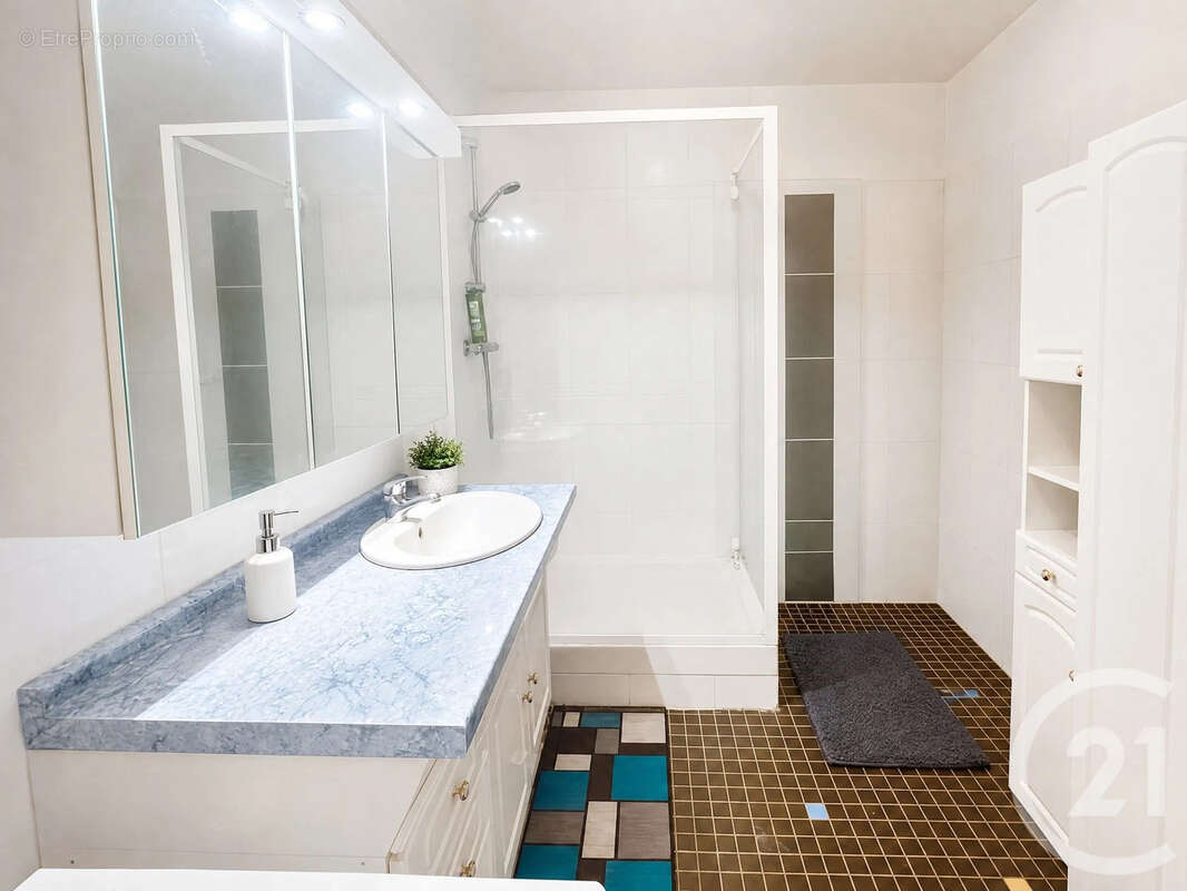 Appartement à FAGNIERES