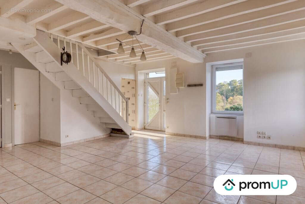 Maison à CLAIREFOUGERE