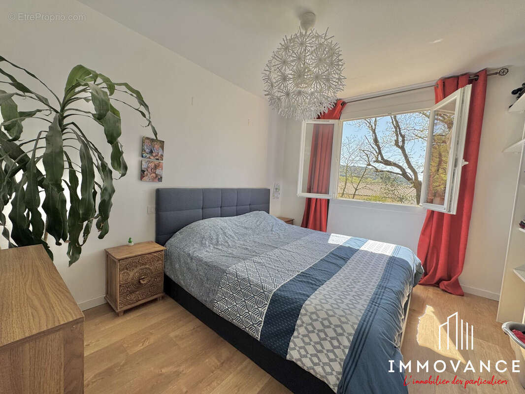 Maison à COMBAILLAUX