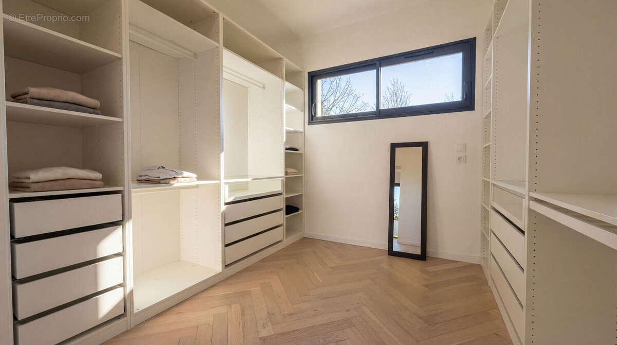 Maison à SAINT-CYR-SUR-LOIRE