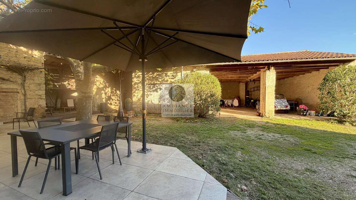 Maison à ETOILE-SUR-RHONE