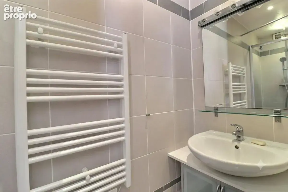 Au coeur de Louveciennes , un Duplex lumineux de 42 m2 Loi Carrez 50m2 utile - photo 8