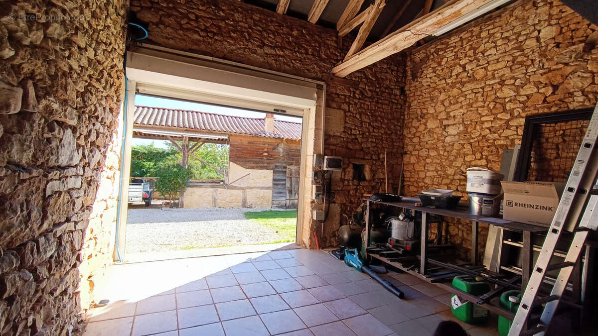 Maison à SARLIAC-SUR-L&#039;ISLE