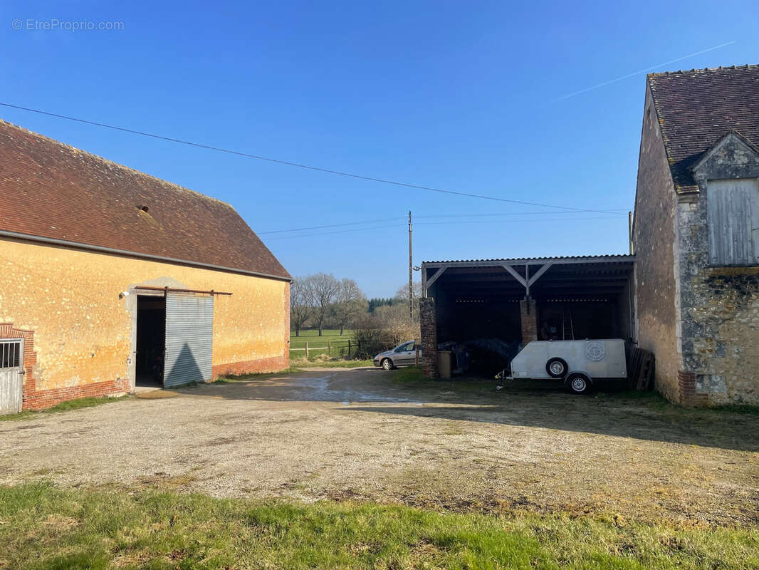 Appartement à CONDEAU