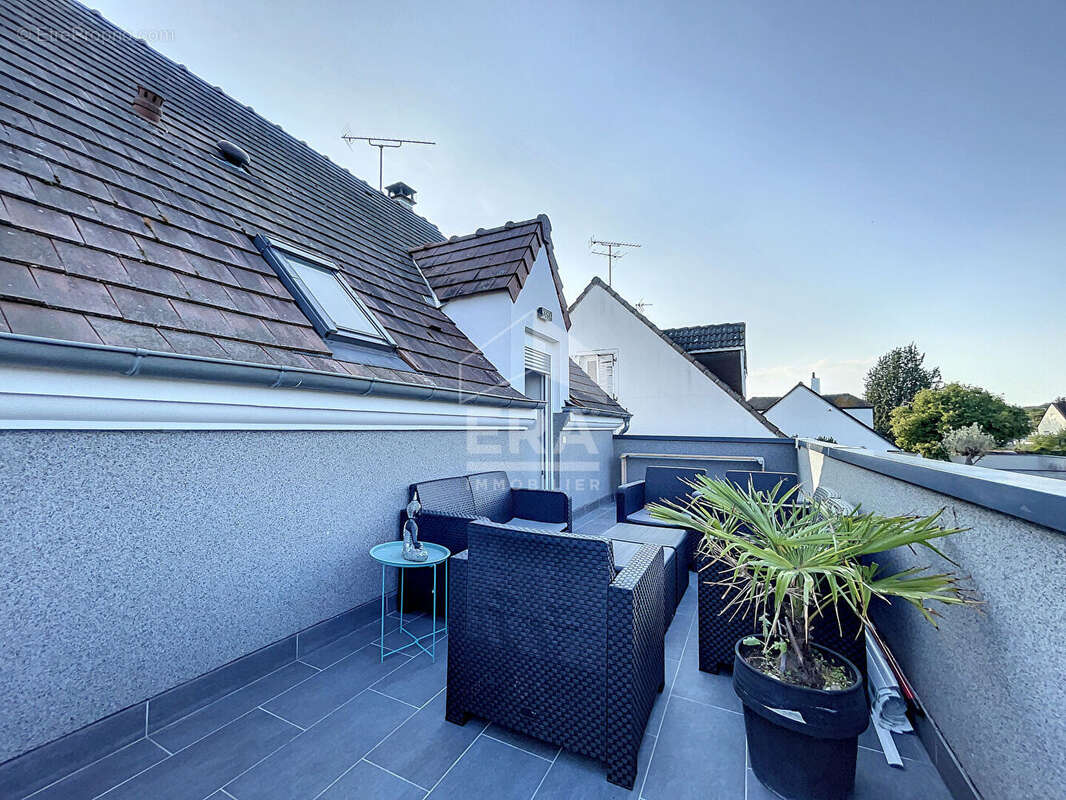 Maison à CHAUMONTEL