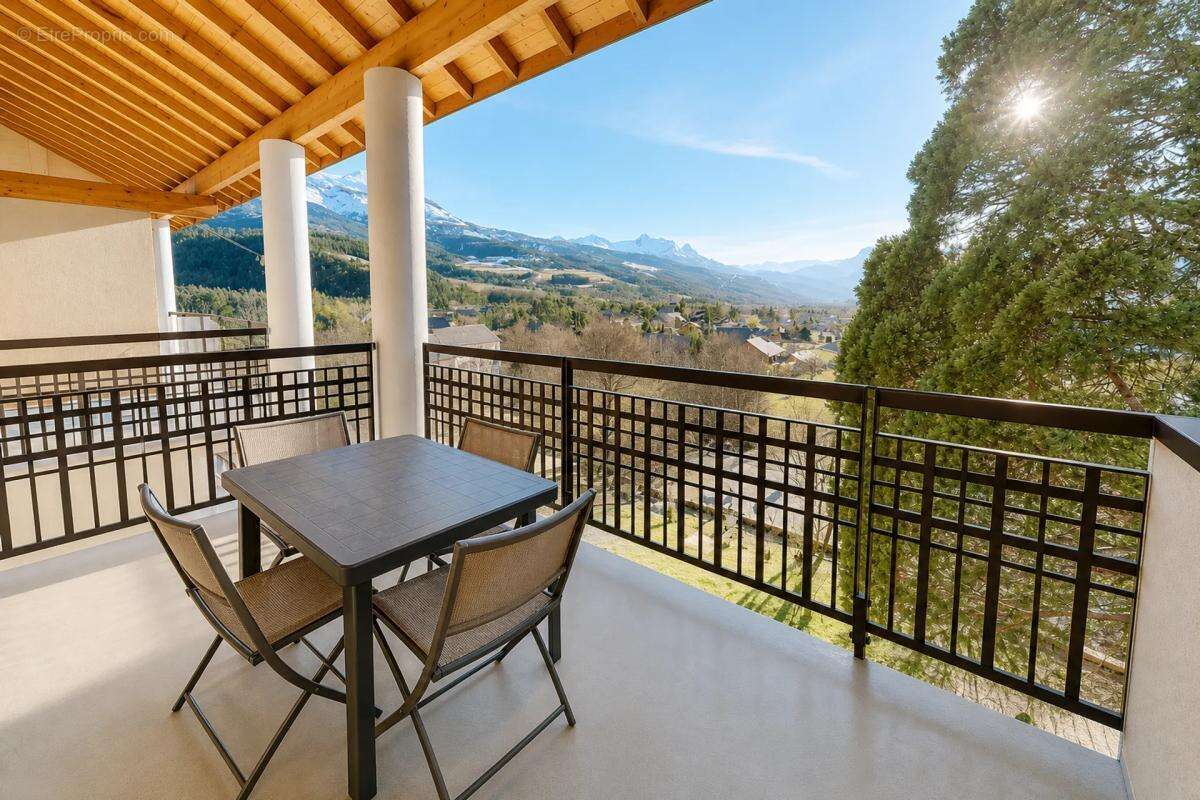Appartement à JAUSIERS