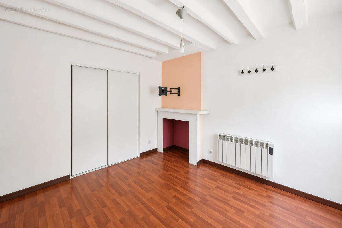 Maison de 4 pièces de 85 m² à Montfort-le-Gesnois - photo 8
